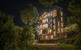 The Lalita'S Majestic Pines